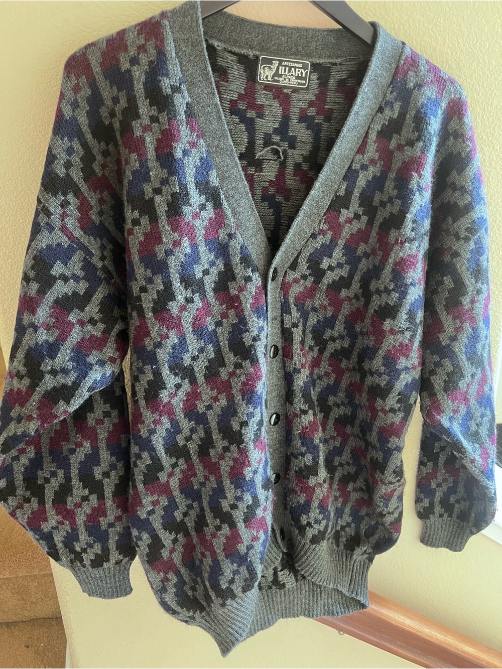 Artesanias Illary Alpaca Peruvian Geometric Cardigan